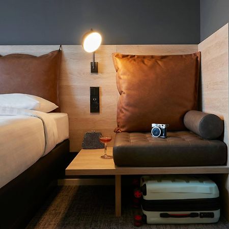 Moxy Sophia Antipolis Hotel Biot Buitenkant foto