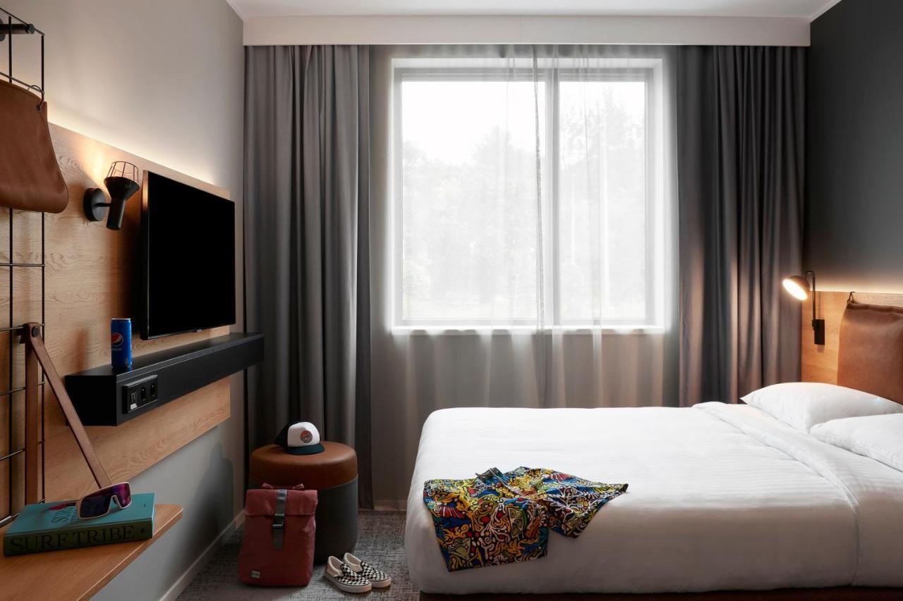 Moxy Sophia Antipolis Hotel Biot Buitenkant foto