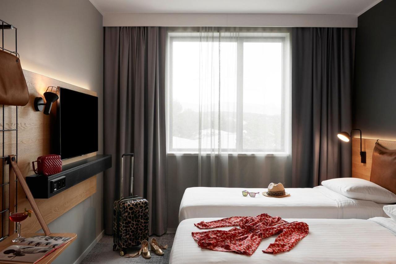 Moxy Sophia Antipolis Hotel Biot Buitenkant foto