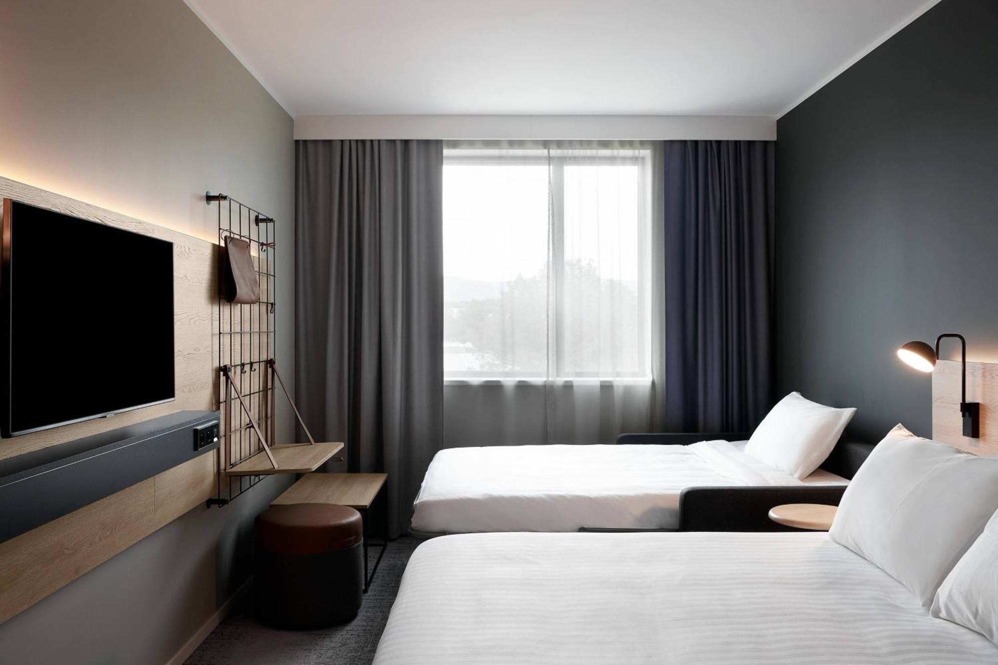Moxy Sophia Antipolis Hotel Biot Buitenkant foto