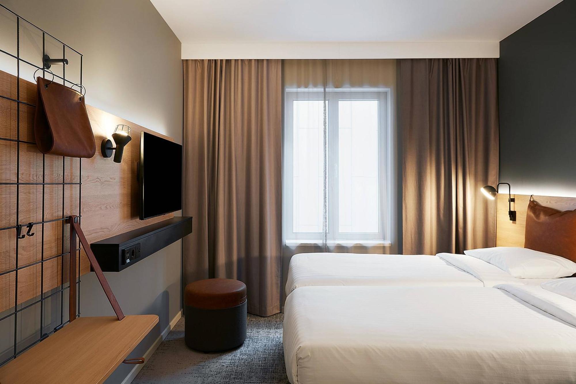 Moxy Sophia Antipolis Hotel Biot Buitenkant foto